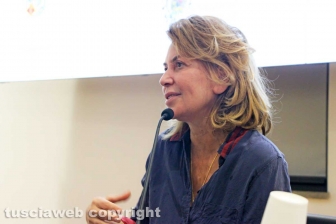 Sabina Guzzanti ai Pirati della bellezza