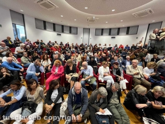 Sabina Guzzanti ai Pirati della bellezza