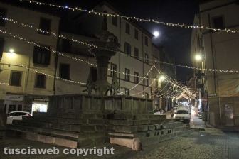 S'accende il Natale nel centro storico