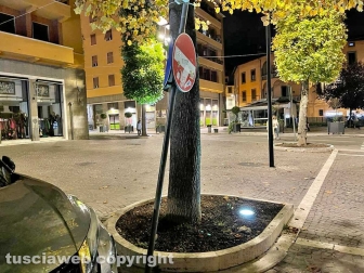 Viterbo - Piazza del Sacrario nel caos
