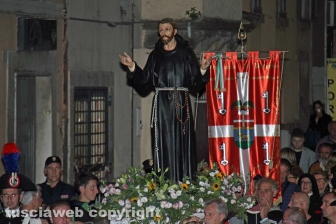 Viterbo - San Francesco, la processione per le vie del centro storico