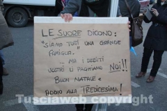 I cartelli di protesta dei lavoratori