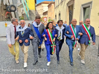 Viterbo - Santa Rosa 2023 - Il giro delle sette chiese - La sindaca Chiara Frontini, Alessandro Romoli e altre autorità