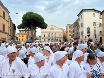 Santa Rosa 2024 - Dies Natalis - Il giro delle sette chiese dei facchini