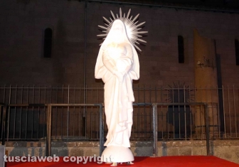 La statua di santa Rosa