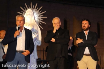 La benedizione della statua di santa Rosa