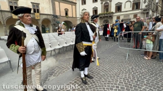 Viterbo - Santa Rosa - La consegna della Mazza del Maggiordomo