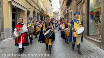 Viterbo - Santa Rosa - La consegna della Mazza del Maggiordomo