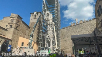 Viterbo - Santa Rosa - Il montaggio di Dies Natalis a San Sisto