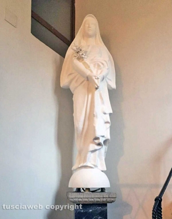 Gloria - La statua di santa Rosa