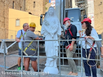 Viterbo - Santa Rosa, Terminato il montaggio di Gloria