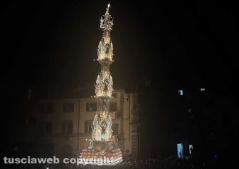 Santa Rosa - Gloria a piazza del comune