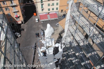 Santa Rosa guarda la città dall'alto