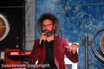 Santa Rosa, il concerto di Simone Cristicchi