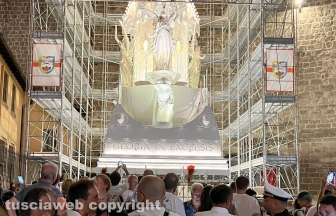 Viterbo - La macchina di Santa Rosa illumina la città - Prova luci di Gloria