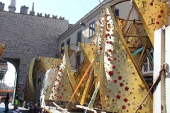 Macchina di santa Rosa - Inizia il montaggio