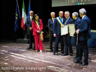 Viterbo - Santa Rosa - Sodalizio nell'albo d'oro e benemerenza al personale della questura