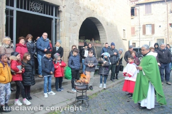 Sant'Antonio, la benedizione degli animali