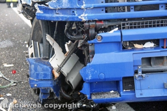 Viterbo - Schianto camper-camion, morto bimbo