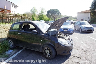 Schianto tra auto a Ponte Sodo