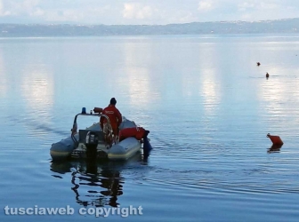 Lago di Bolsena - Le ricerche del disperso - I vigili del fuoco