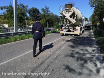 Scontro auto-betoniera sulla Teverina