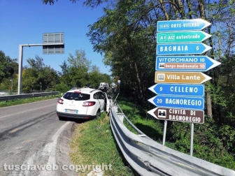 Scontro auto-betoniera sulla Teverina