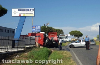 Tuscanese - Scontro auto-camion