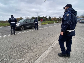 Viterbo - Auto contro moto sulla Cassia nord