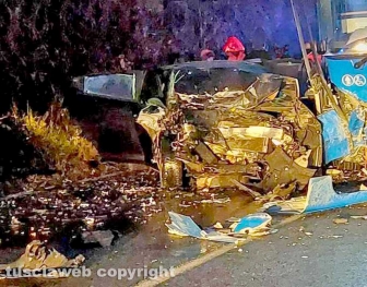 Capranica - Scontro frontale tra un pullman e un’auto sulla Cassia