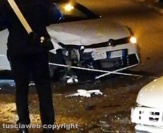 Capranica - Scontro tra due auto
