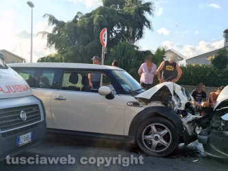 Tarquinia - Scontro tra auto
