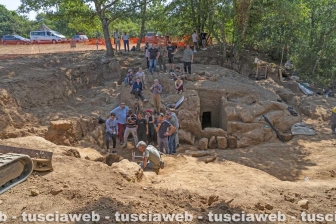 Barbarano Romano – Scoperta una tomba etrusca intatta nella necropoli di San Giuliano