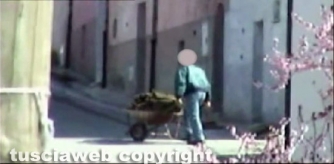 Nas - Scoperti due fratelli falsi ciechi