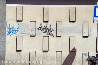 Scritte politiche sui muri