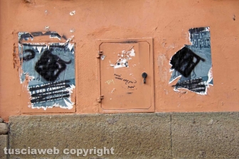 Scritte politiche sui muri