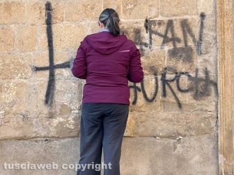 Scritte sataniche - L'intervento di Eleonora Petrilli