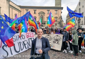 Viterbo - Scuola, corteo degli studenti contro orari scaglionati e trasporti