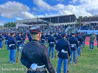 Viterbo - La cerimonia di consegna dei gradi agli allievi marescialli della scuola sottufficiali dell'esercito