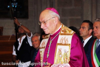 Sfila il cuore di Santa Rosa