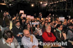 Il pubblico al teatro tenda