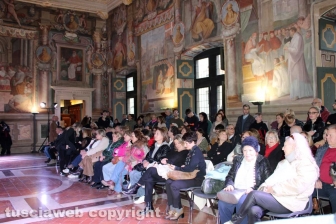 Viterbo - Sfilata di rinascita, eleganza e resilienza