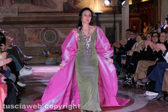 Viterbo - Sfilata di rinascita, eleganza e resilienza - Katia Scardozzi