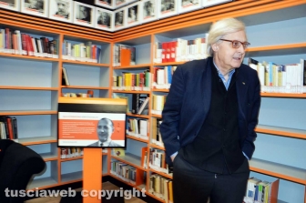Sgarbi in biblioteca