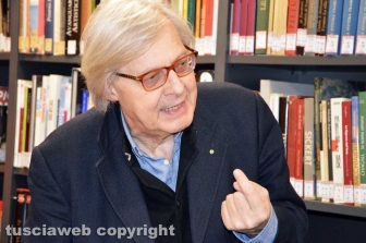 Sgarbi in biblioteca