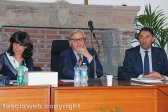 Sgarbi sindaco, il debutto