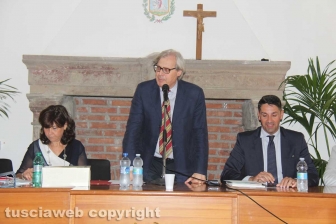 Sgarbi sindaco, il debutto