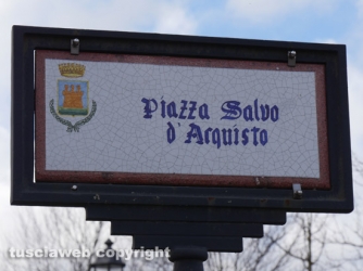 Barbarano Romano - Si spara in piazza