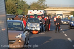 Viterbo -  Superstrada - L\'intervento dei vigili del fuoco