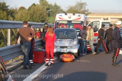 Viterbo -  Superstrada - L\'intervento dei vigili del fuoco